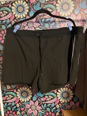 Women's Black Athletic Drawstring Shorts – Versatile Workout Essentials